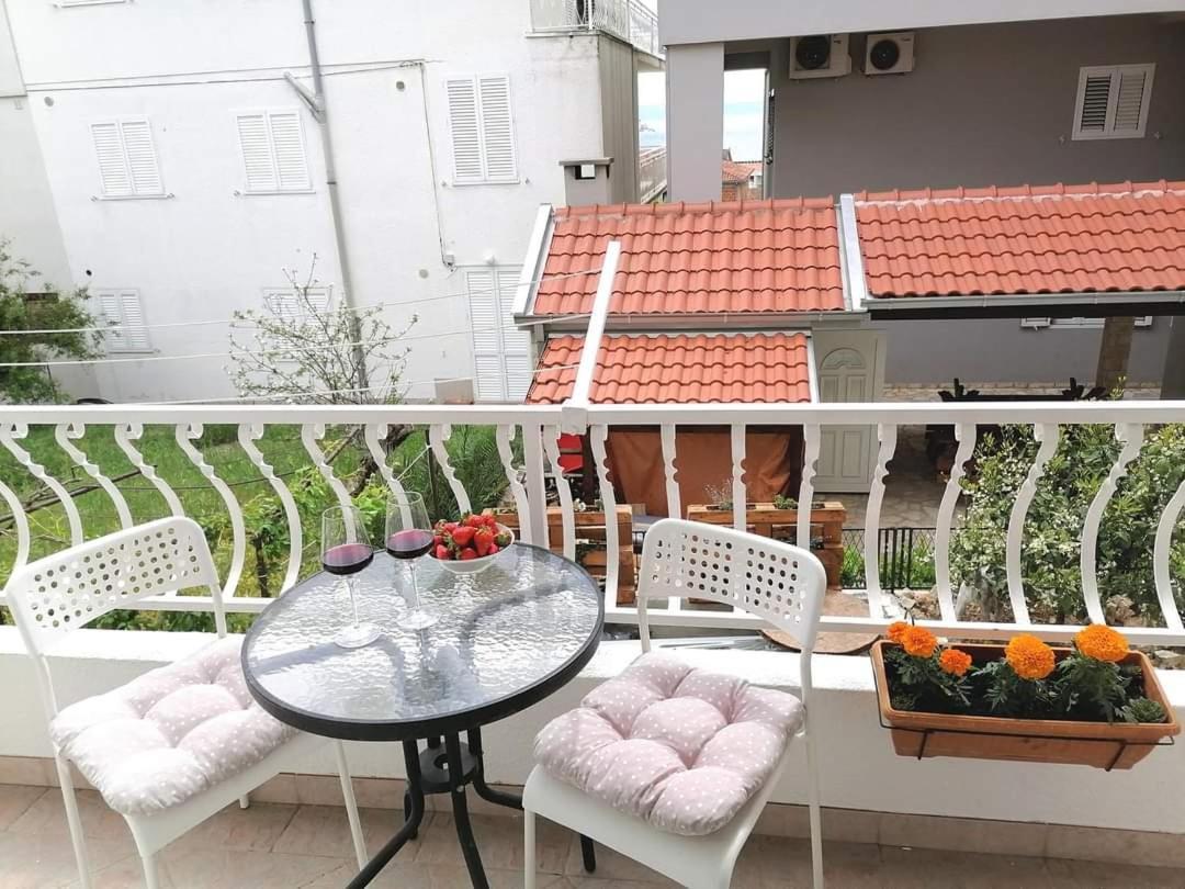 Apartman Komadina Hotel Makarska Kültér fotó